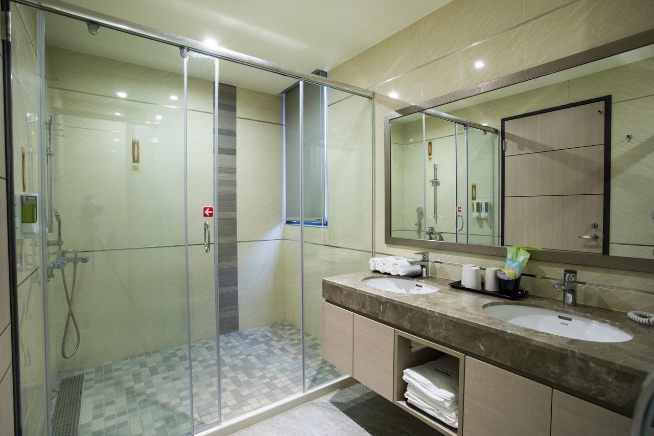 Verygood Business Hotel Huatan エクステリア 写真